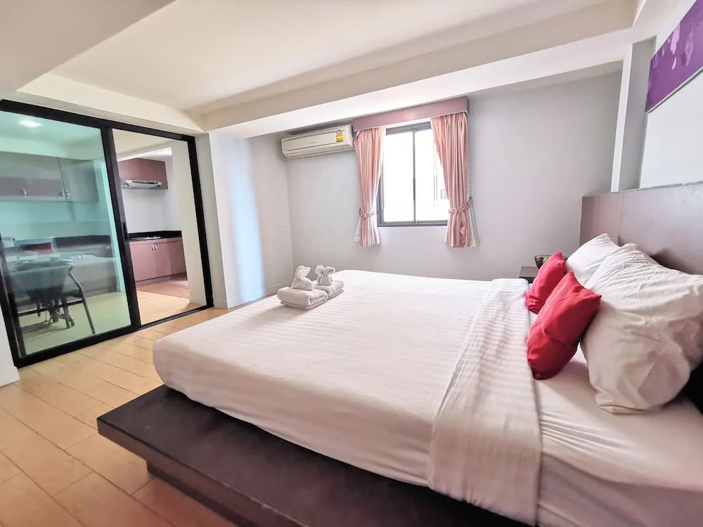 Foto - Scandia Beach Hotel - Soi 7 Best Location - 200m to Beach next to Food Market