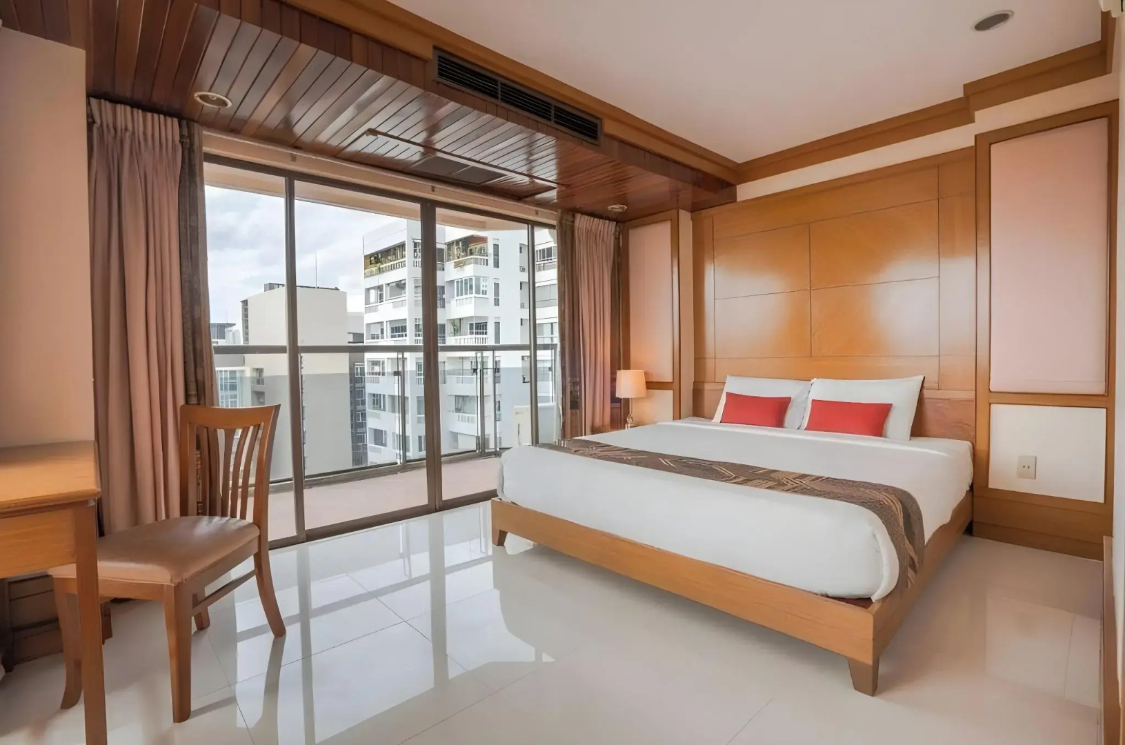 Photo - Mike Beach Resort