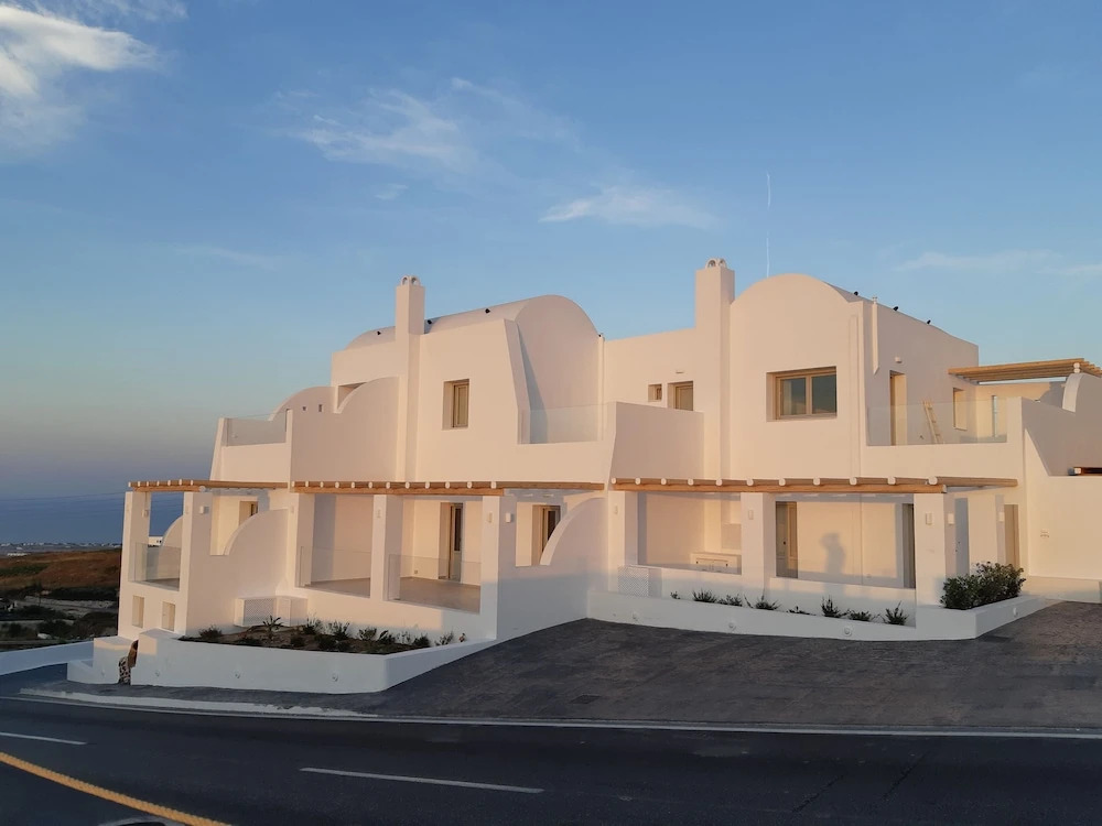 Photo - Symphony Suites Santorini