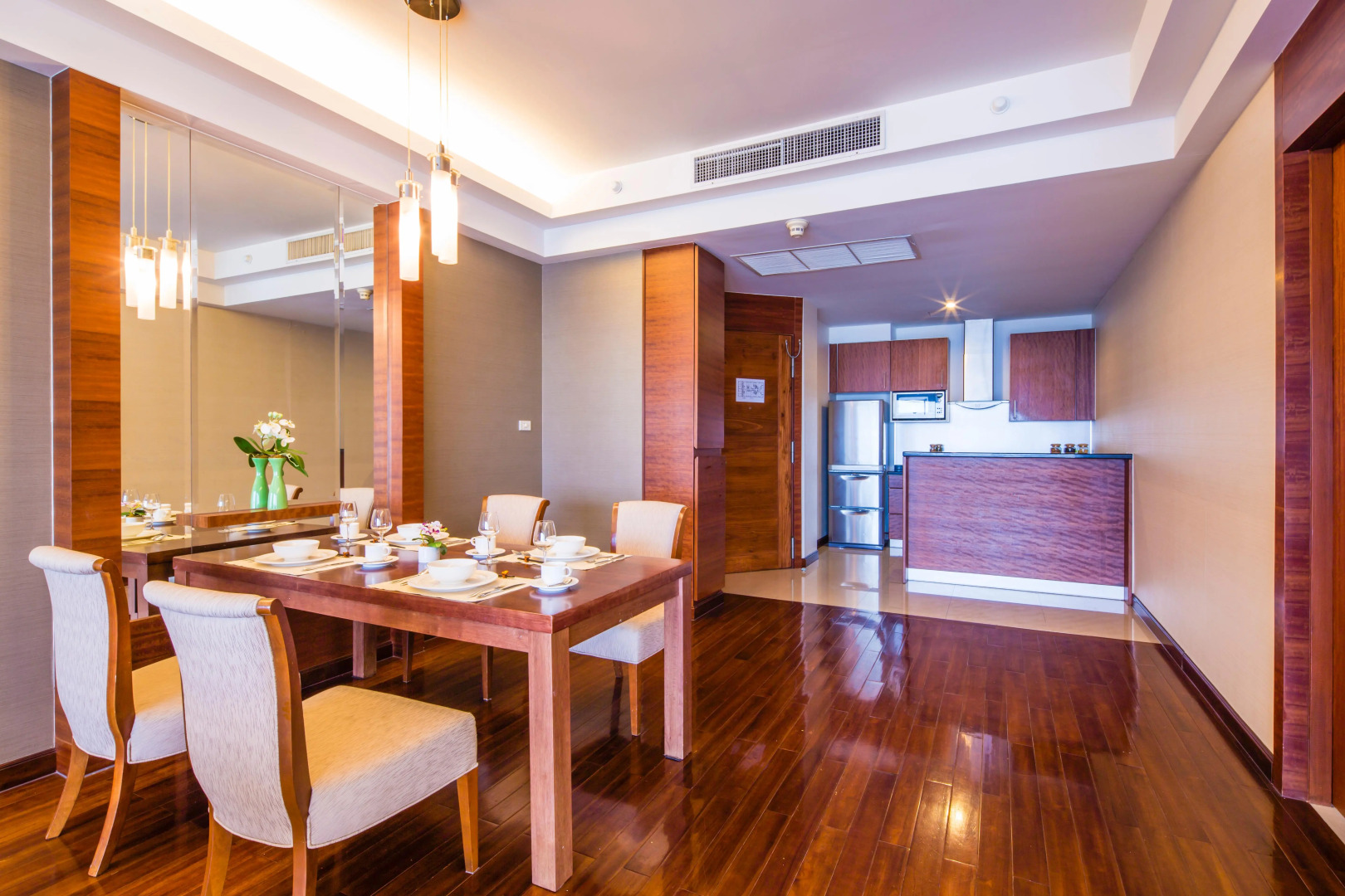 Photo - Column Bangkok Hotel