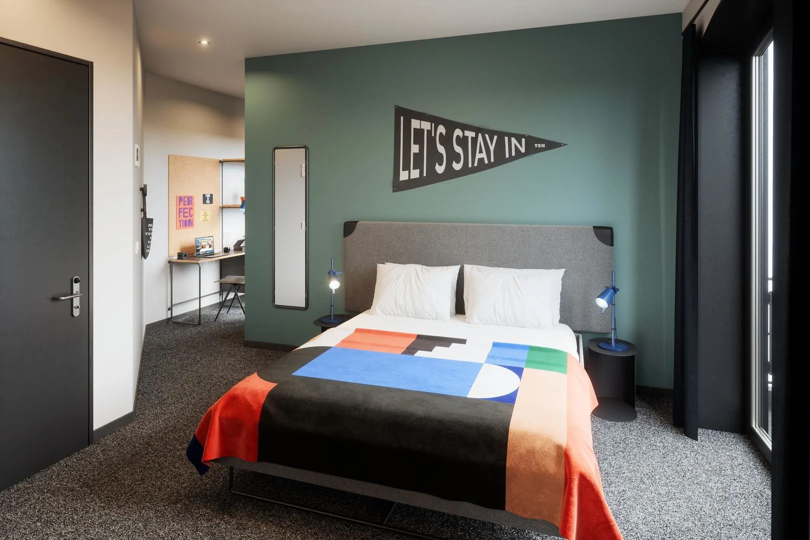 Photo - The Social Hub Madrid 4 star