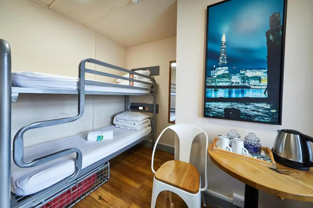 Photo - St Christopher's Inn Shepherd's Bush