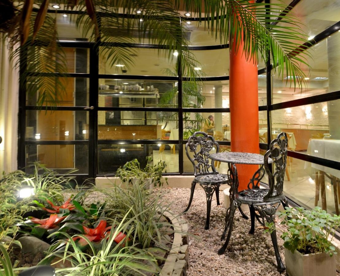 Photo - Sarmiento Palace Hotel