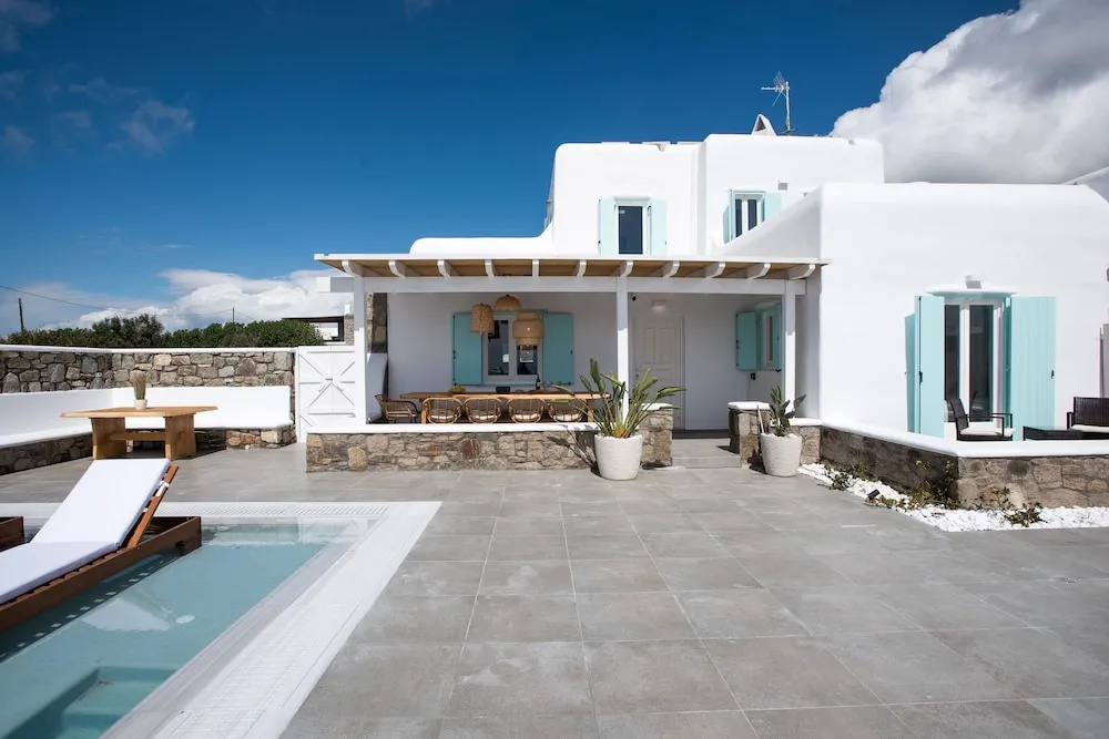 Photo - Tiffanys Villas