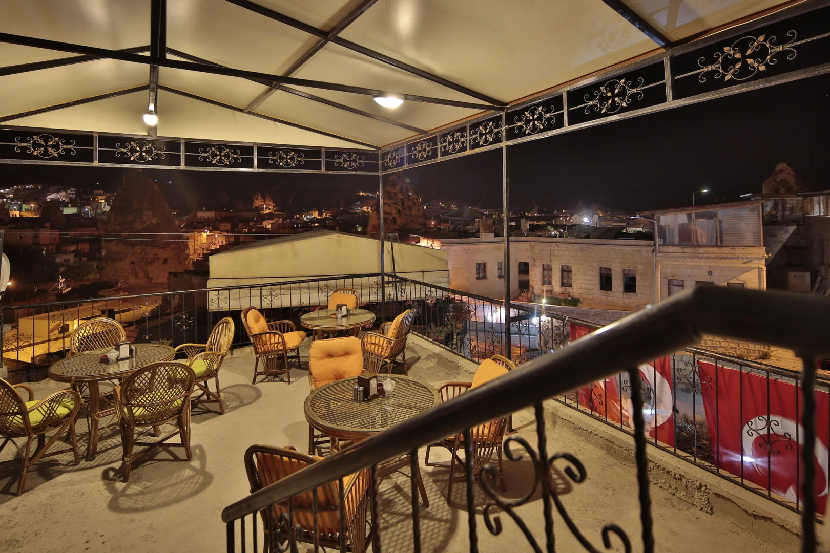 Photo - View Cave Hotel
