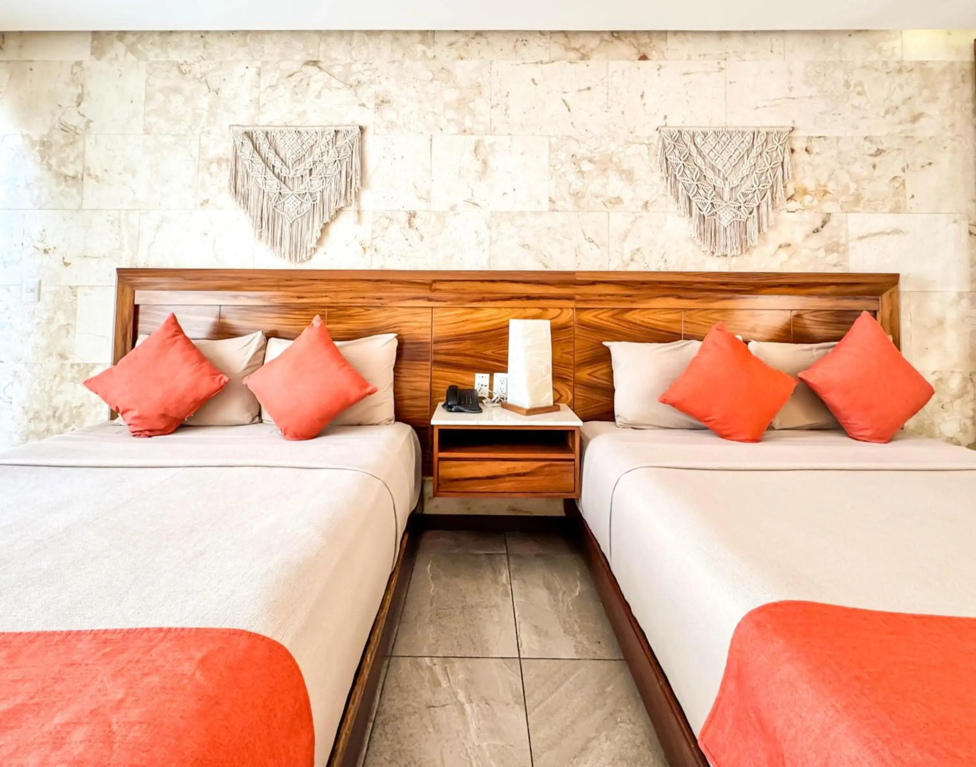 Photo - Grand Fifty Suites