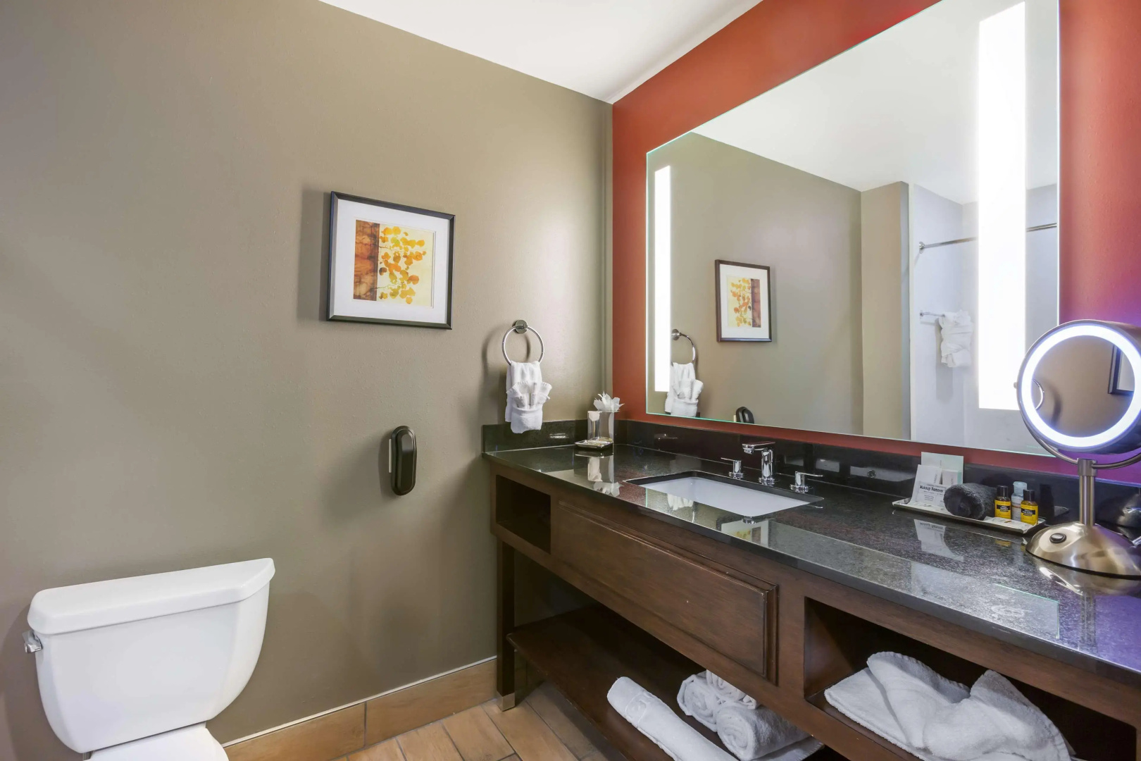 Foto - Best Western Premier Ivy Inn & Suites