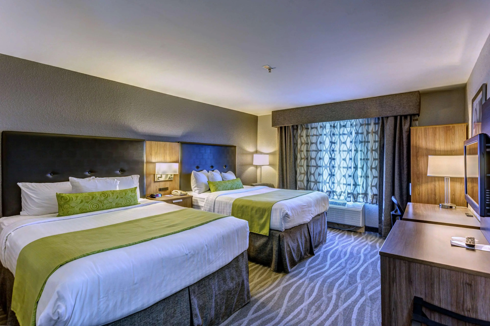 Foto - Best Western Plus Nashville Airport Hotel