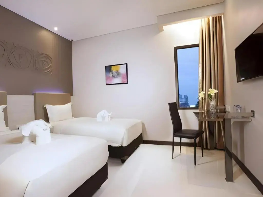 Photo - Triniti Hotel Gajah Mada