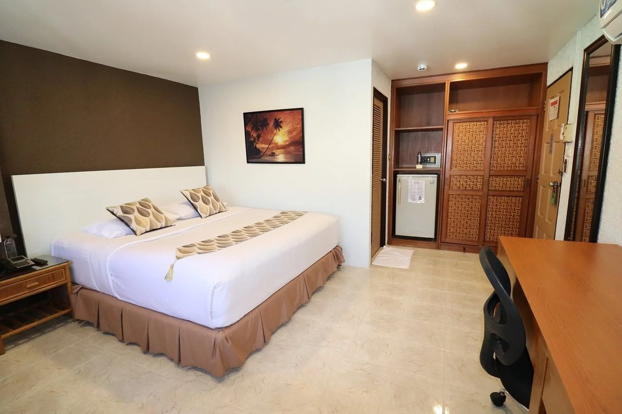 Photo - Summer Breeze Hotel