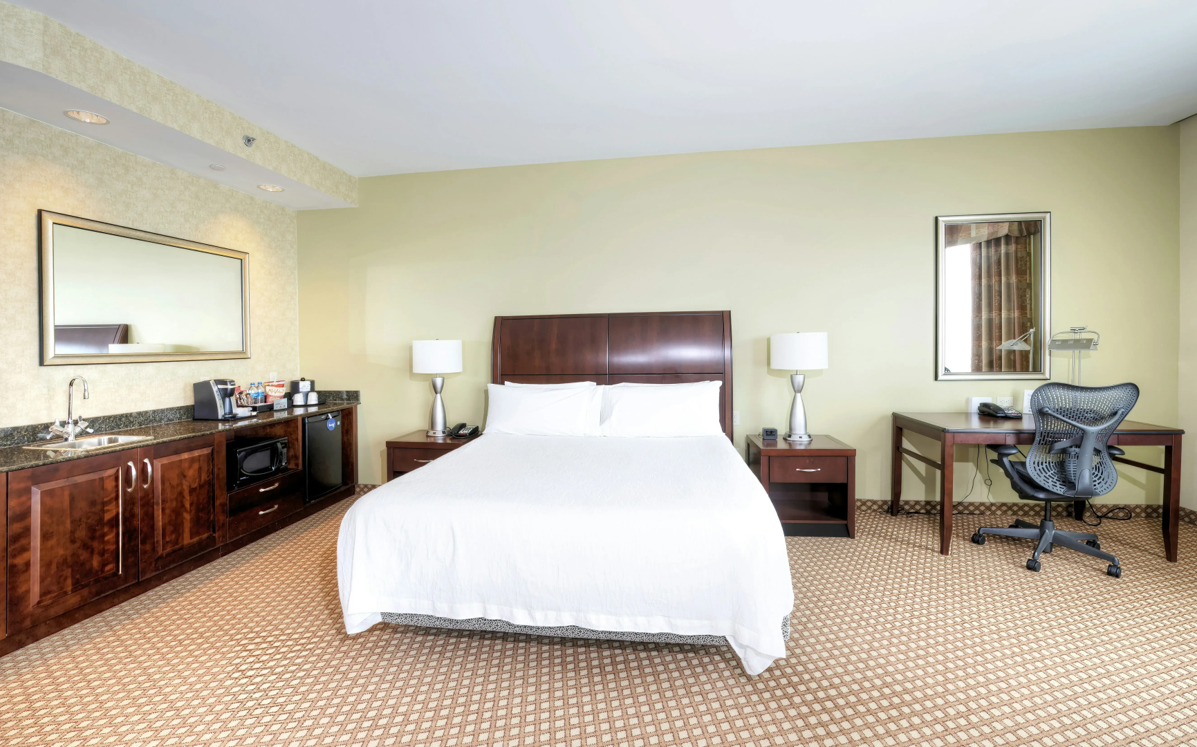 Foto - Hilton Garden Inn Ottawa Airport
