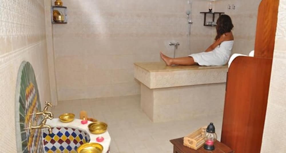 Photo - Across Hotels & Spa