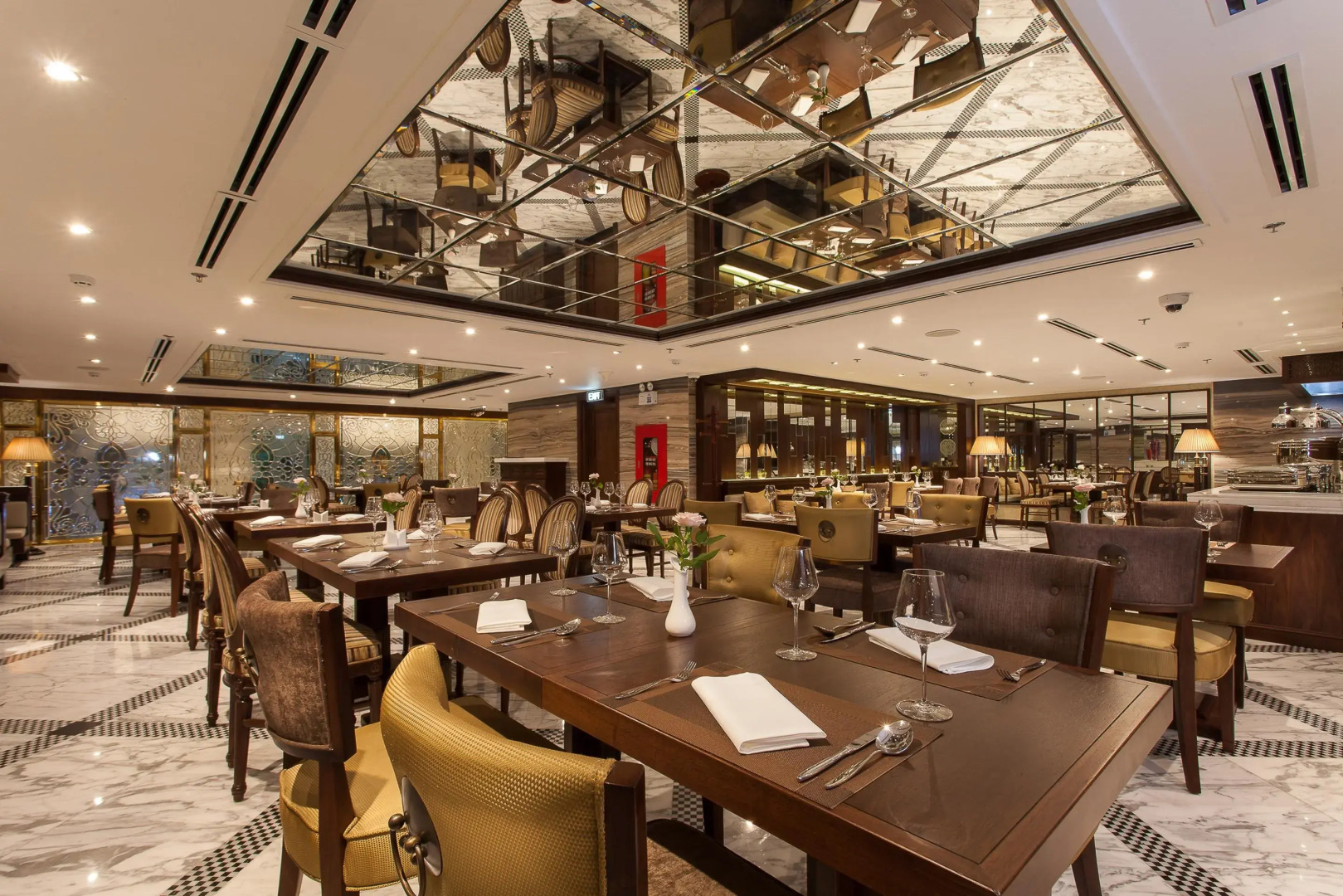 Photo - The Lapis Hotel