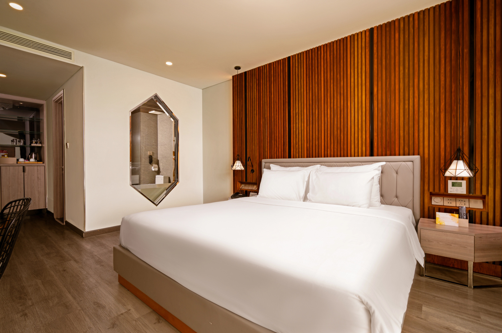 Haian Riverfront Hotel Danang