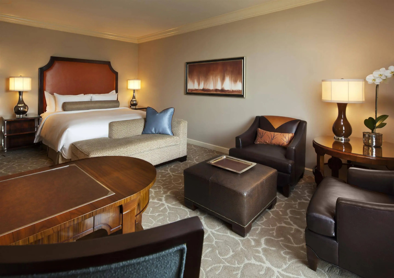 Photo - Houston Grand Hotel - River Oaks