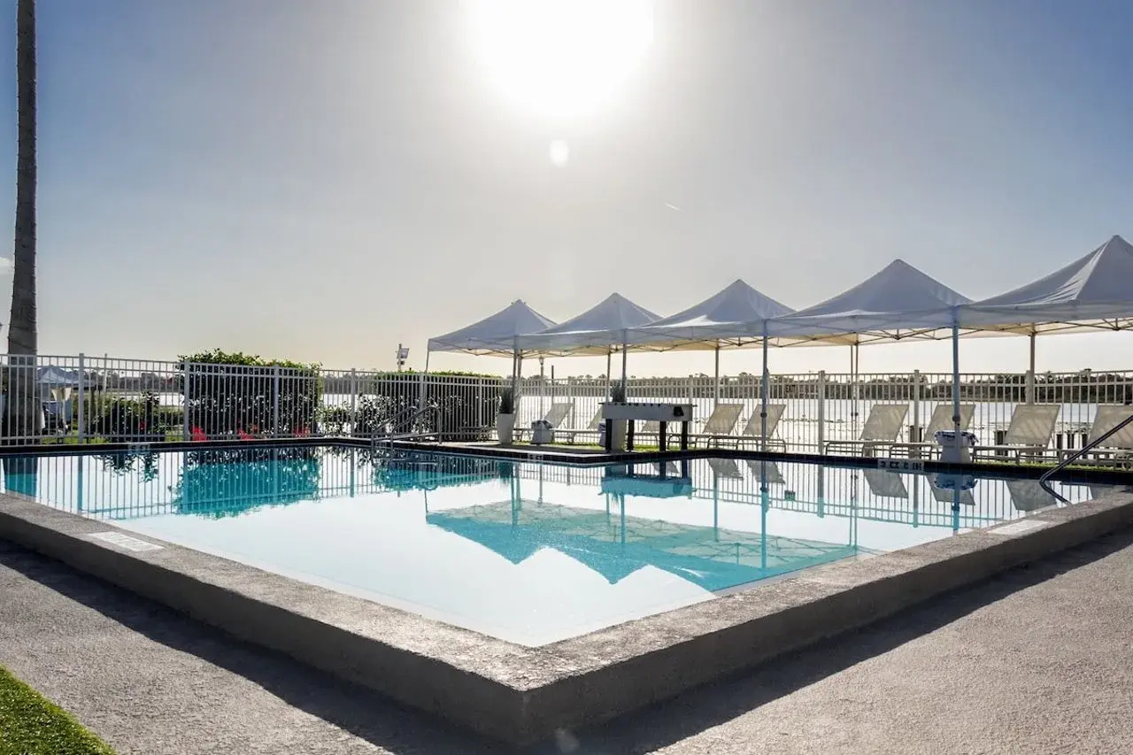 Photo - Palazzo Lakeside Hotel