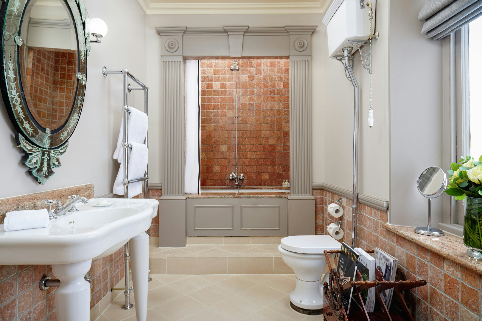 Photo - The Gore London – Starhotels Collezione