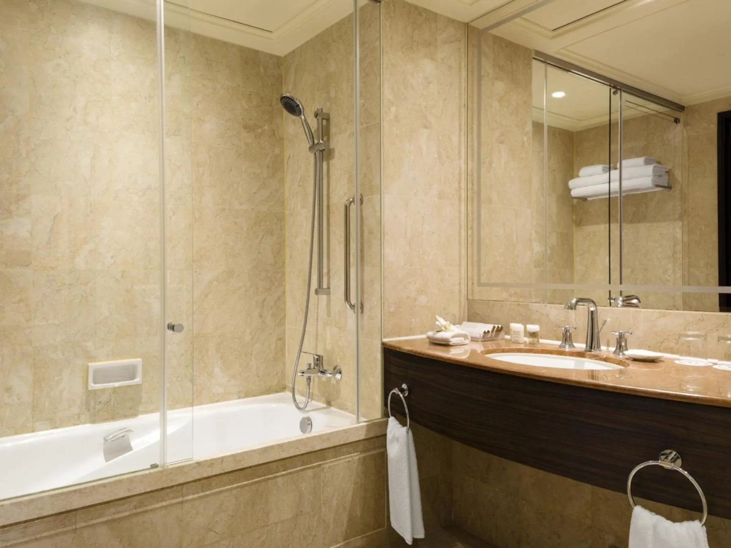 Foto - Hong Kong Gold Coast Hotel