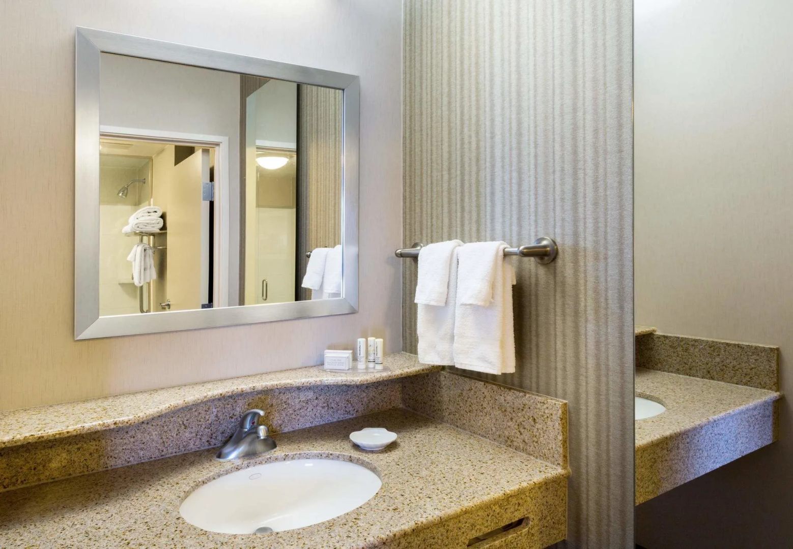 Foto - SpringHill Suites Indianapolis Fishers