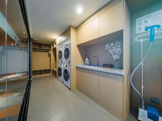 Homeinn Selected Hotel (Jincheng People's Square Lanhua City)