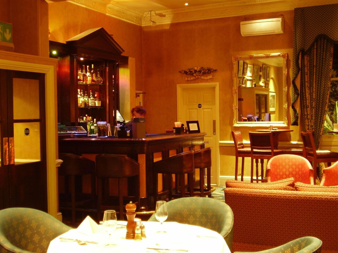 Photo - The Leonard Hotel