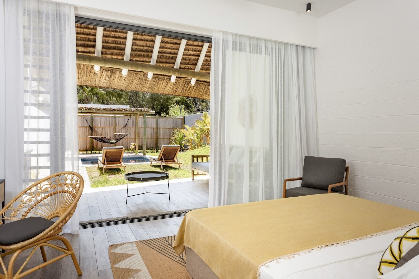 Photo - Tropical Attitude (Adults Only)