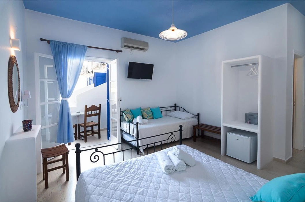Photo - Cyclades Hotel