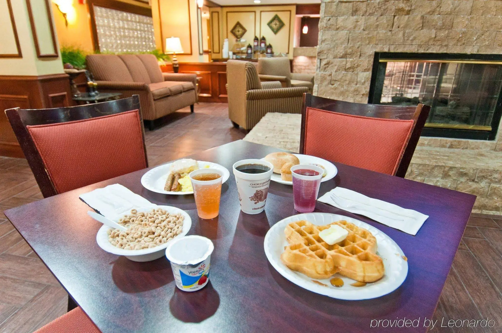 Photo - Addison Suites