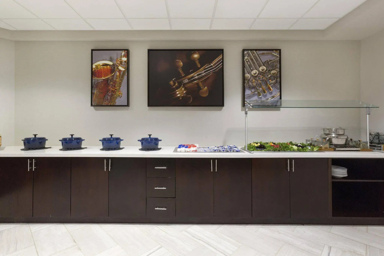 Photo - DoubleTree Suites by Hilton Nashville Airport