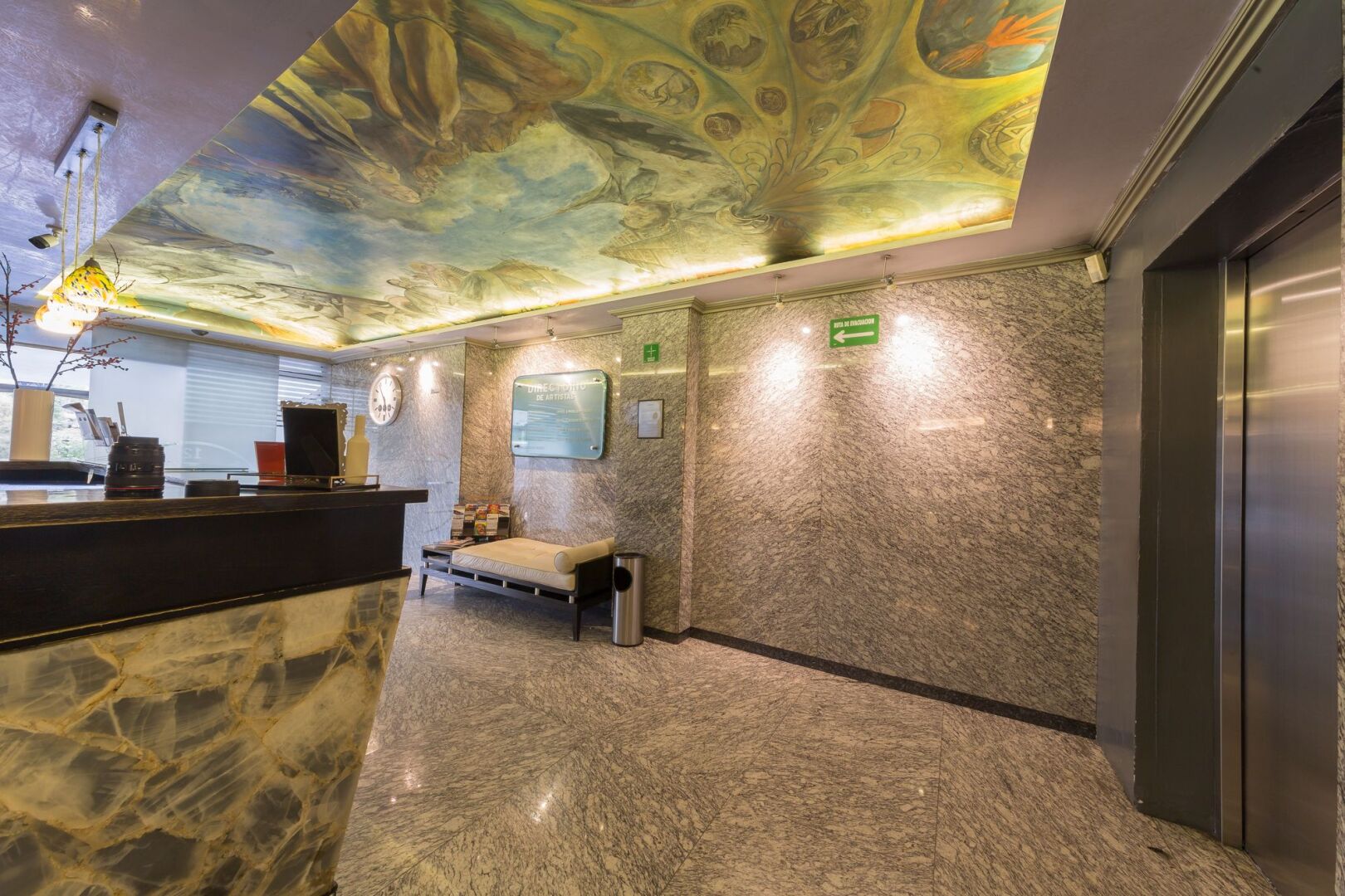 Foto - Suites Contempo