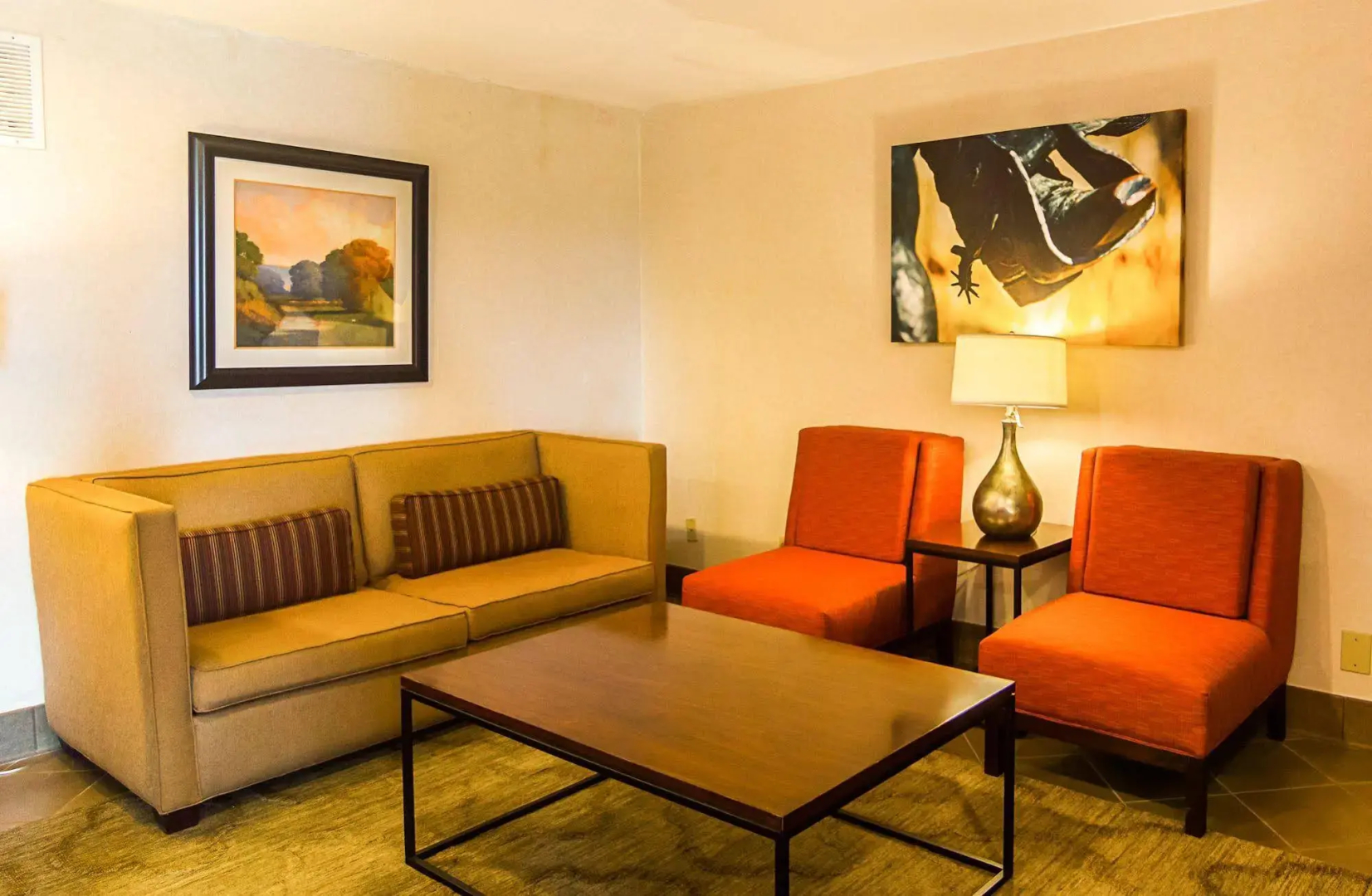 Photo - Quality Inn & Suites Garland - East Dallas