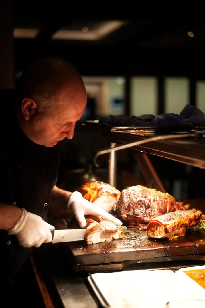 Photo - Camden Court Hotel