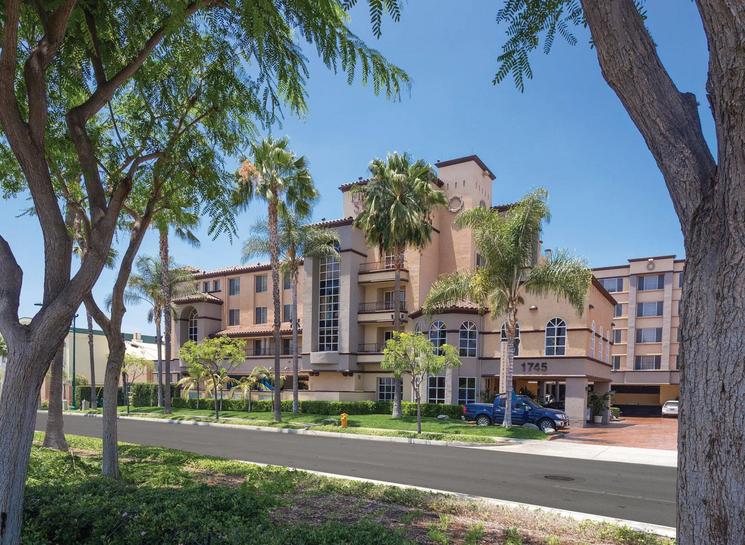 Photo - Peacock Suites