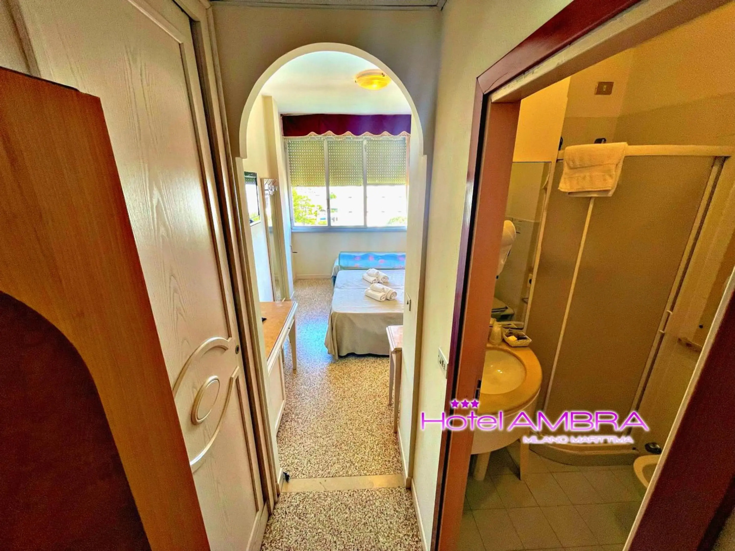 Photo - HOTEL AMBRA - Fronte Mare - Vicinissimi al Centro
