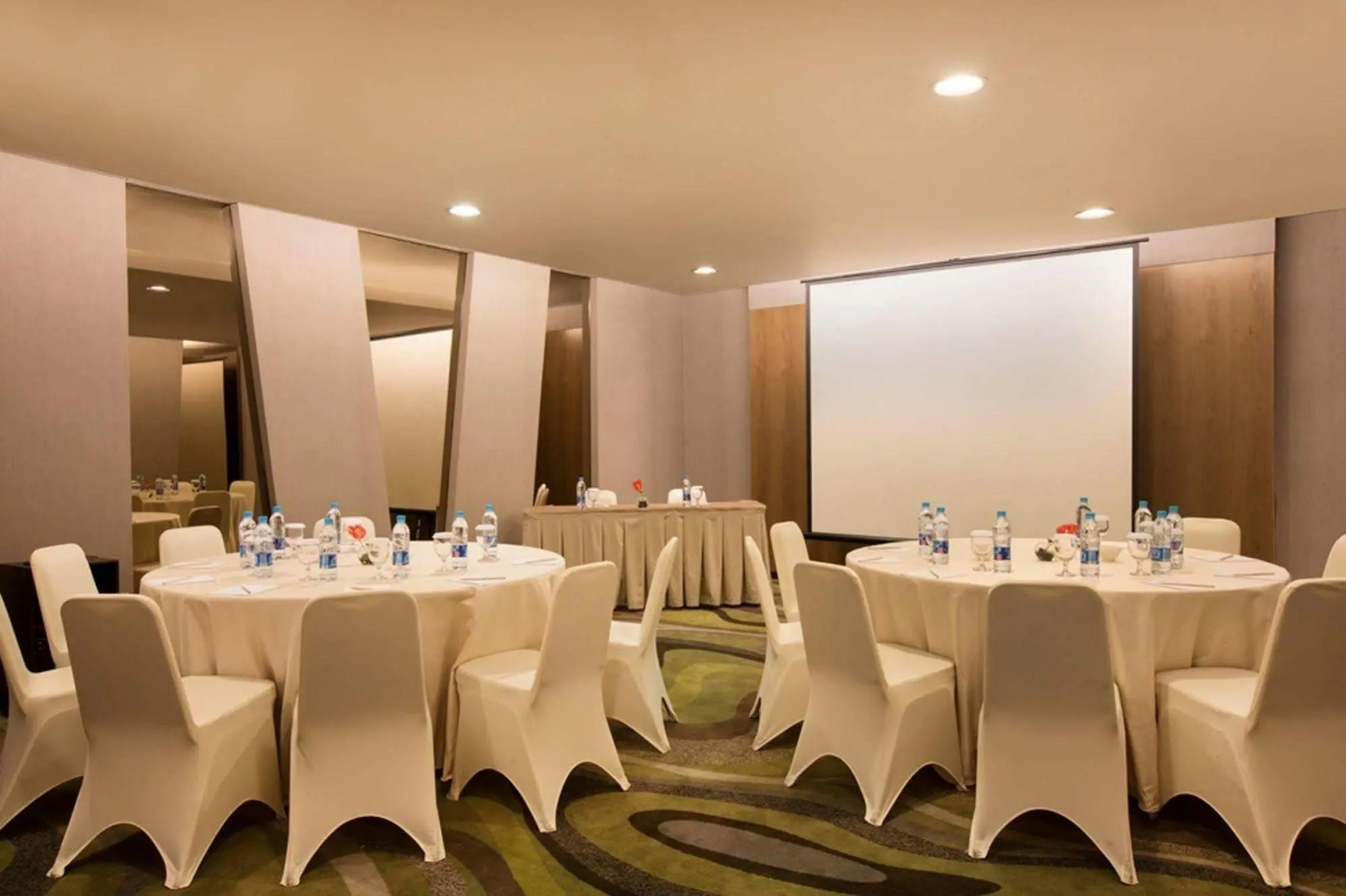 Foto - Hotel Santika Premiere Hayam Wuruk Jakarta