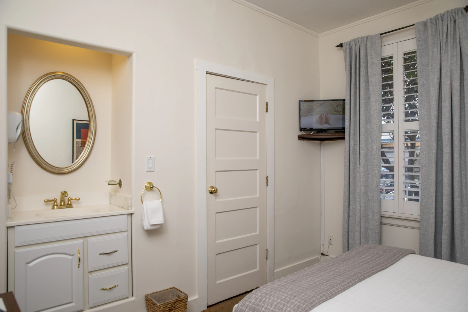 Photo - Washington Square Inn