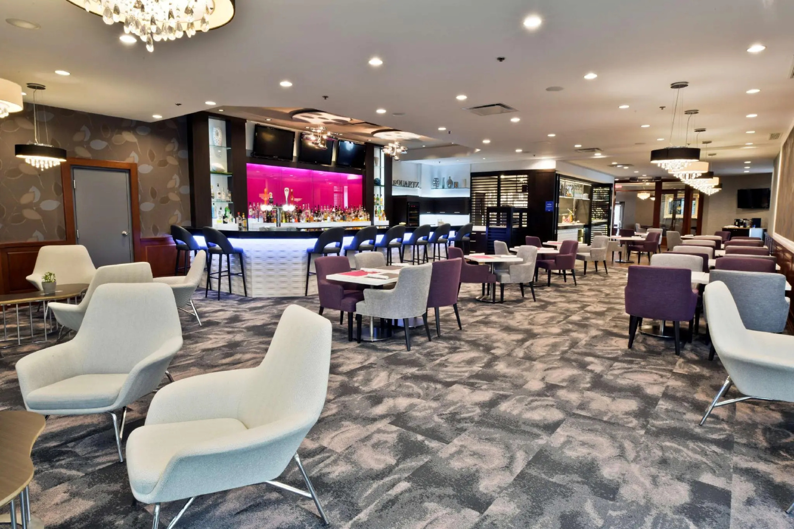 Photo - Ômage Hotel, Montreal Laval, a Tribute Portfolio Hotel