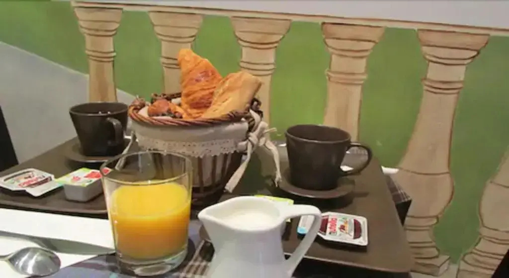 Foto - Hotel La Perle Montparnasse