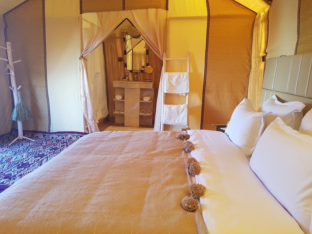 Erg Chebbi Camp