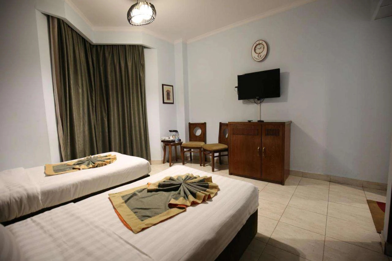 Photo - Glorious Hotel
