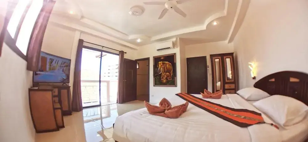 Foto - TUCHELAND Luxury Pool Villa Pattaya Walking Street