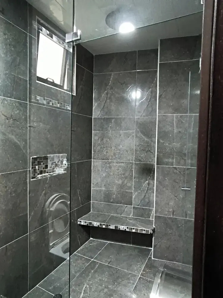 Foto - Hostal Kapital City