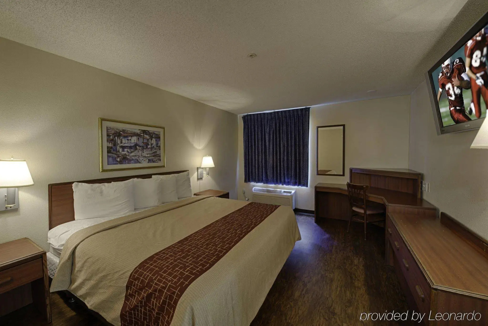 Photo - Red Roof Inn & Suites Savannah Airport