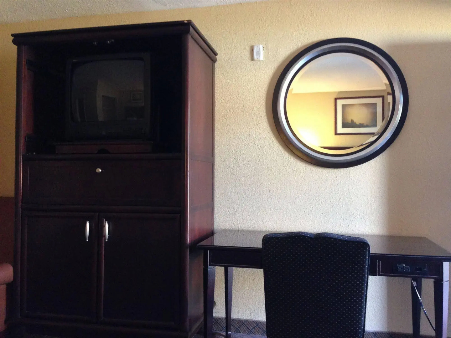 Foto - Travel Inn & Suites