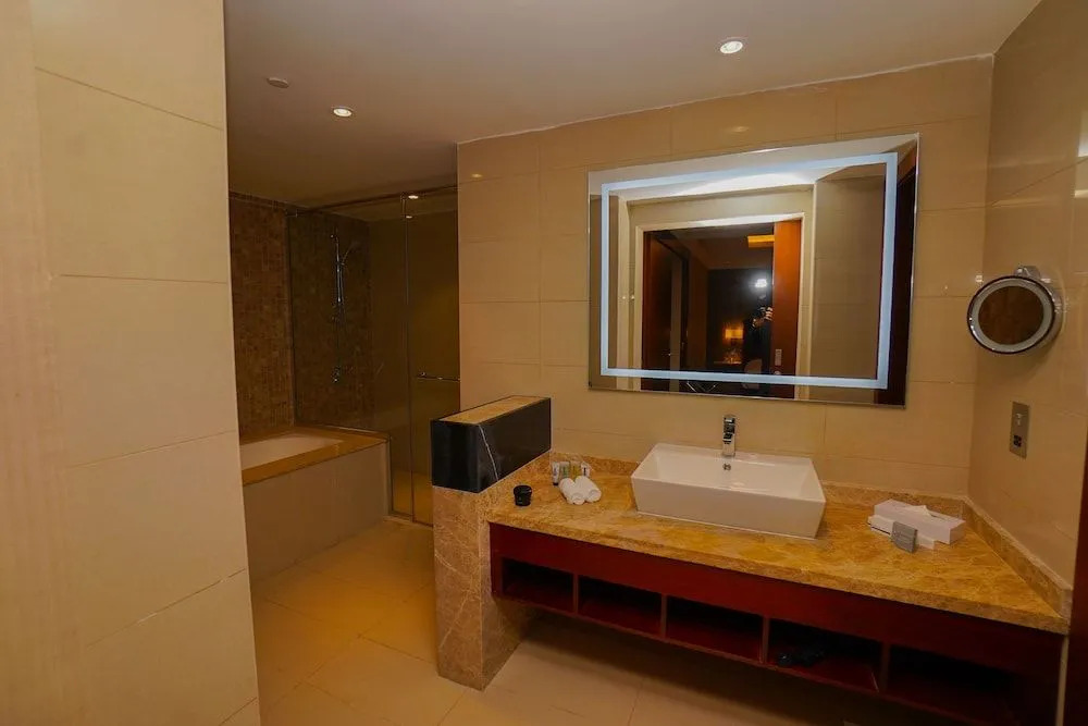 Foto - The Grand Lux Hotel