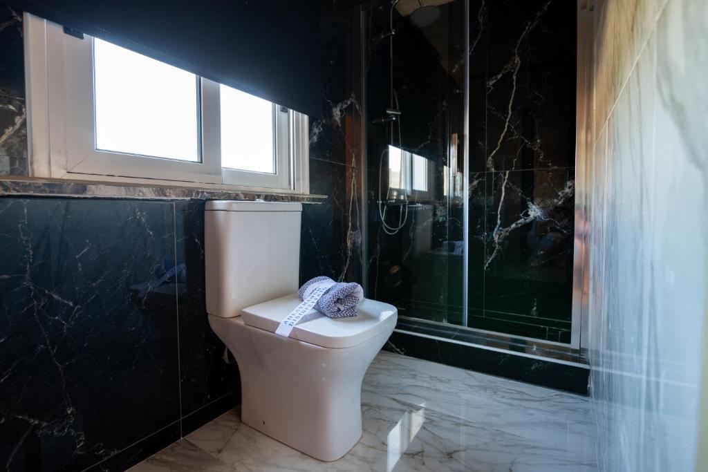 Photo - Votsalakia Hotel & Luxury Apartments