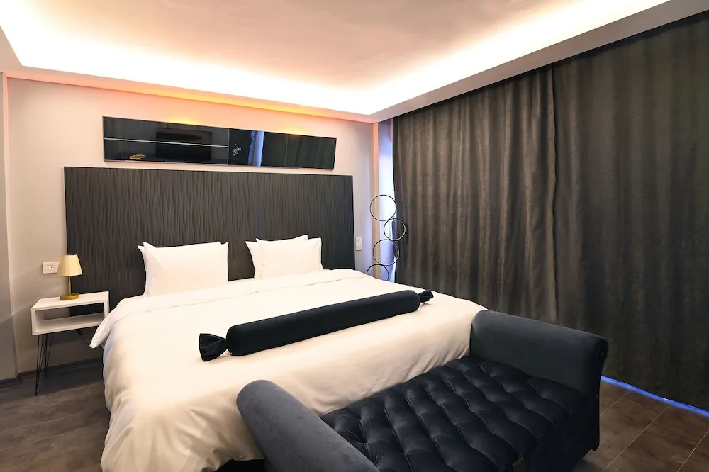Photo - Via Çırağan Hotel