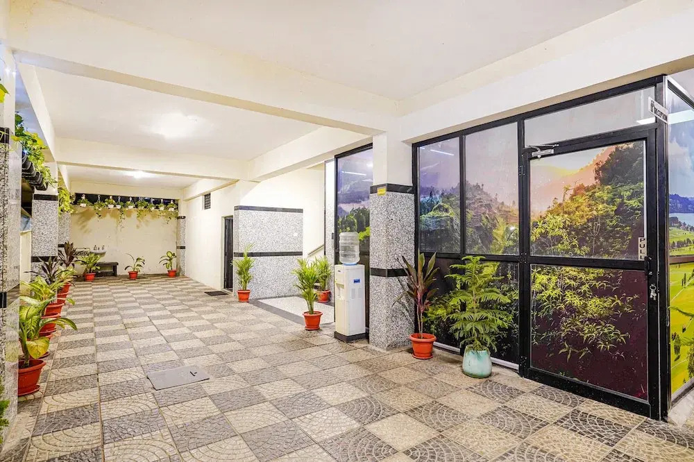 Photo - FabHotel Eminent Suites Banjara Hills - Nr LV Prasad Institute