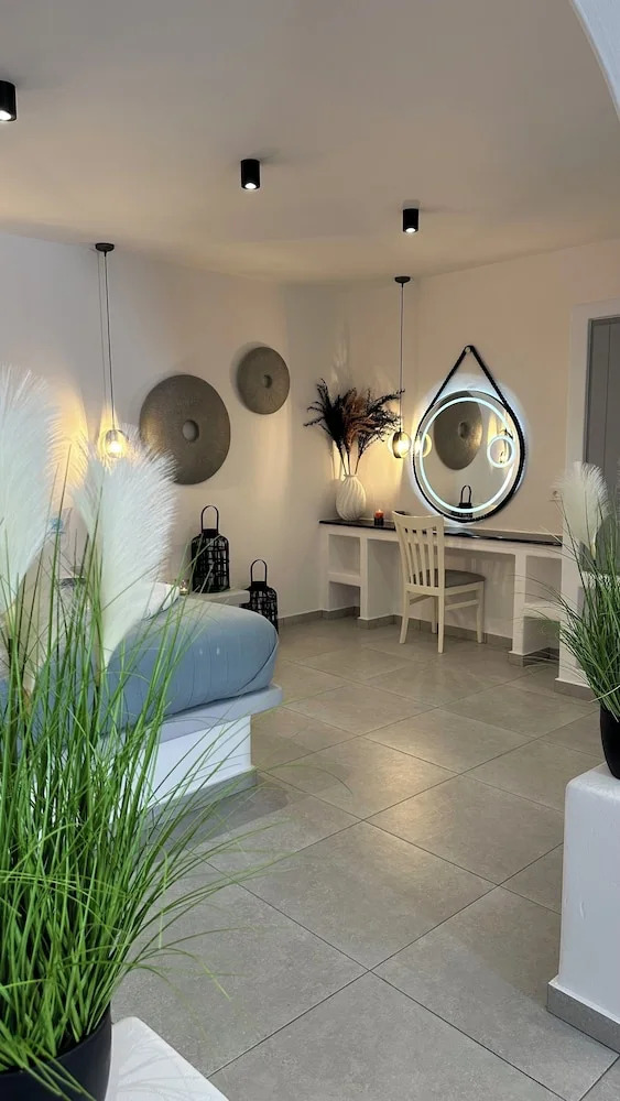 Photo - Miracles Suites by Anastasia Princess, Adults Only
