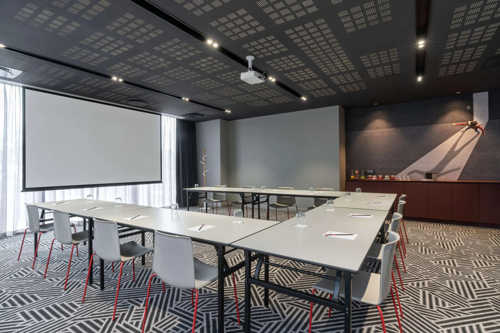 Photo - Radisson RED Hotel Johannesburg Rosebank